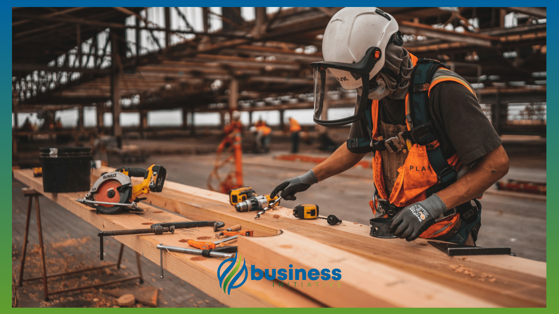 what is the average number of employees in a small business