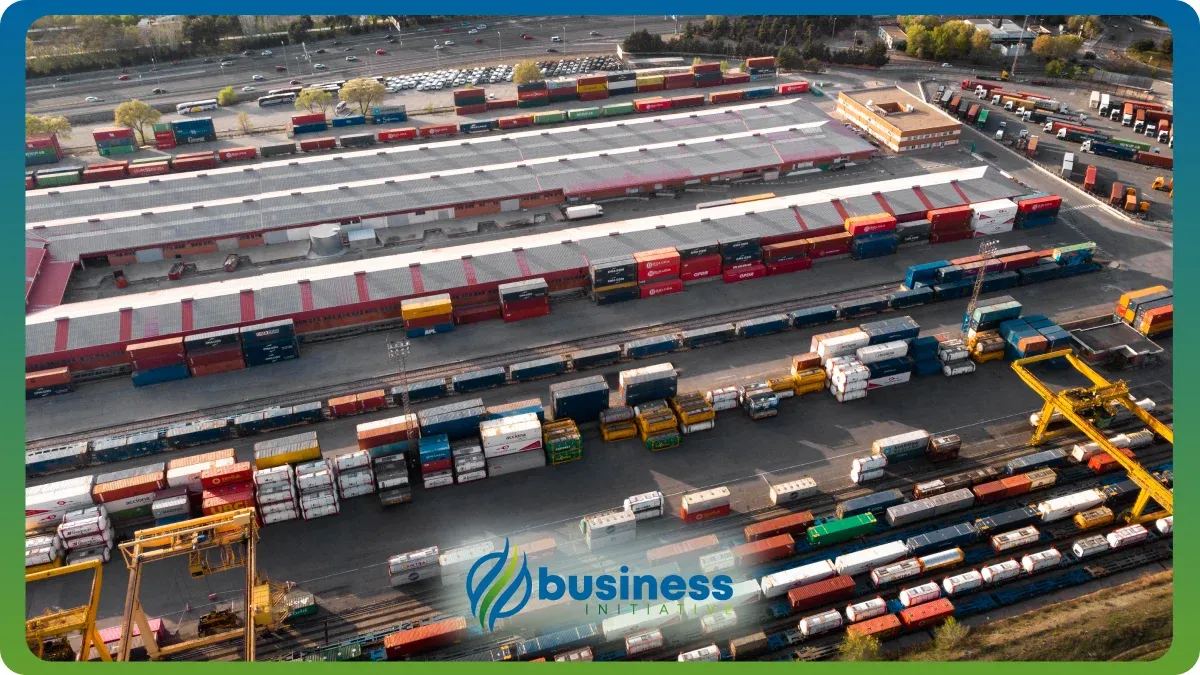 freight carrier LTL FTL railway container shipment logistics comparison